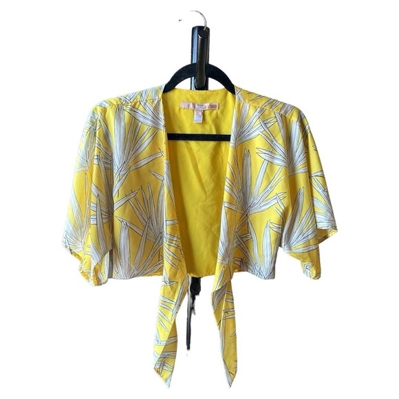 Hutch Yellow Leaf Crop Top - Picture 2 of 7